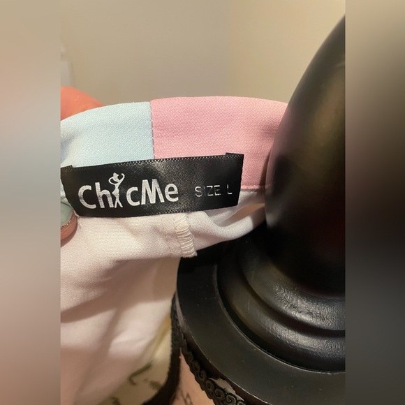 Women’s Color Block Gradient Pastel Blazer size L from Chic Me. - Picture 9 of 9